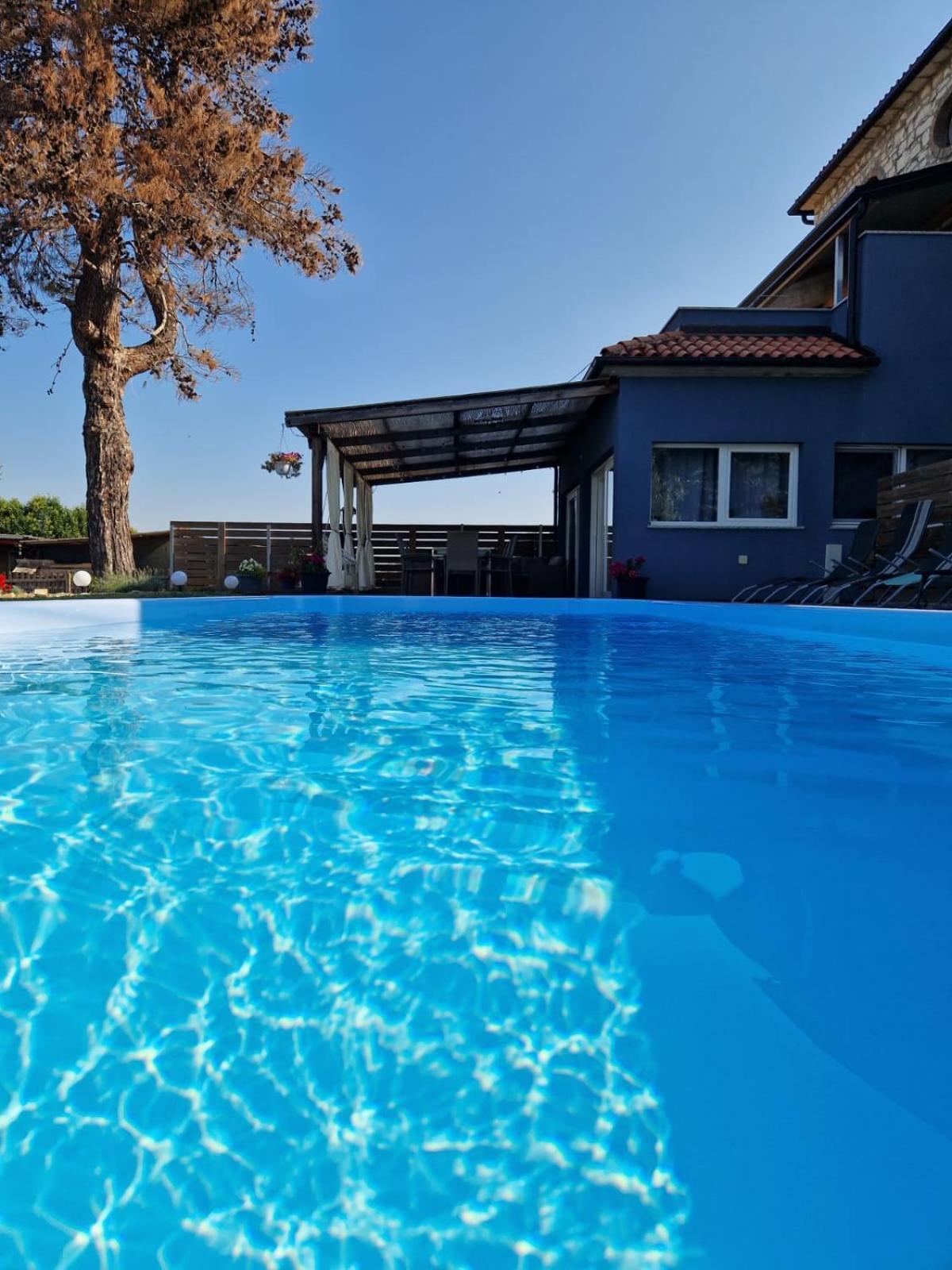 Villa Makale Umag Exterior foto