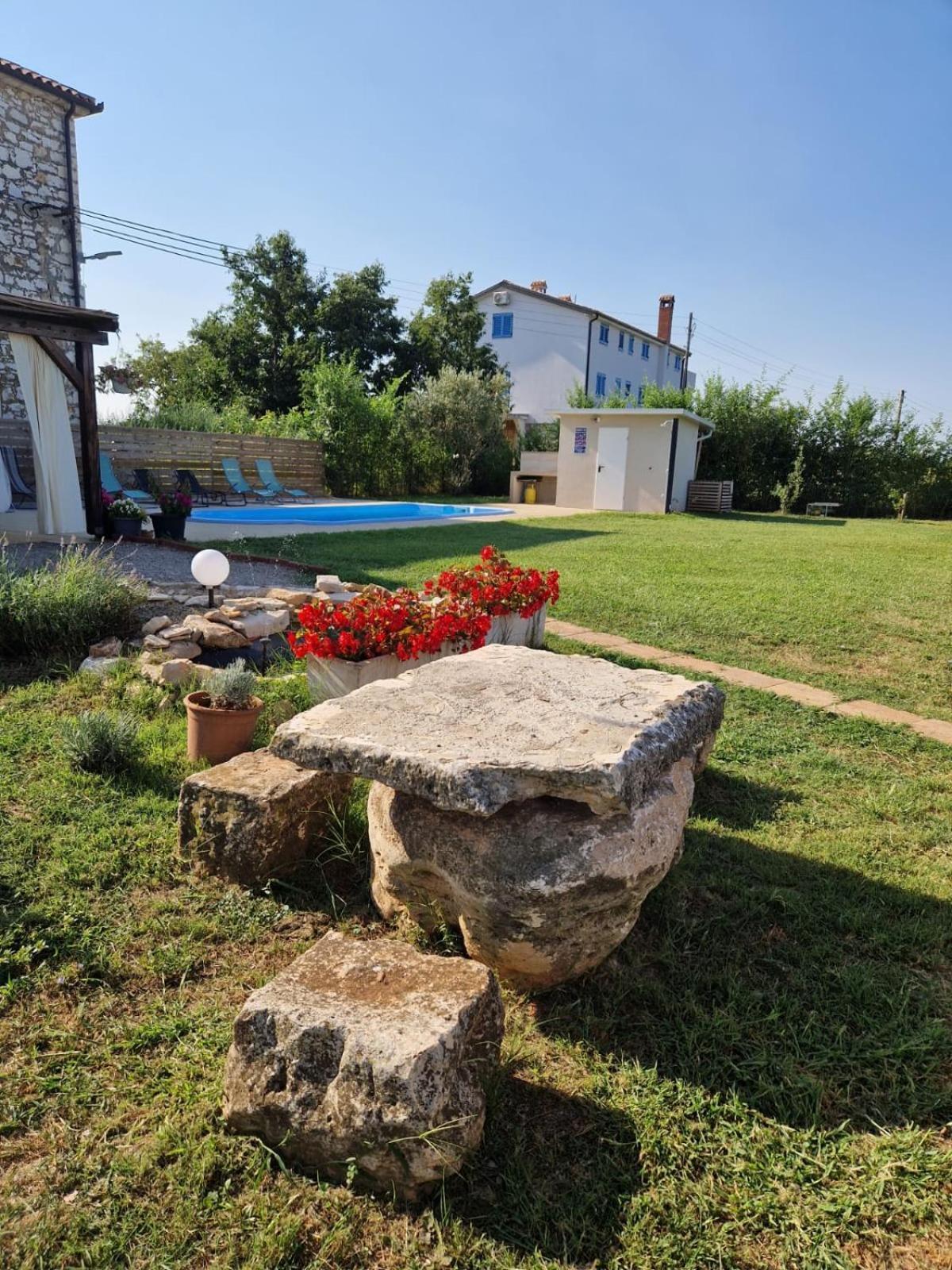 Villa Makale Umag Exterior foto